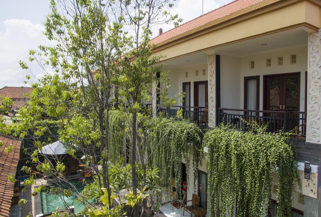 דירות Legian Pujihouse One מראה חיצוני תמונה
