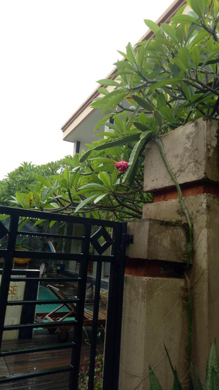דירות Legian Pujihouse One מראה חיצוני תמונה